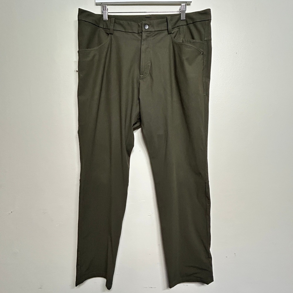 Lululemon ABC Classic Fit Pant Warpstreme Olive Green Mens 38 x 32